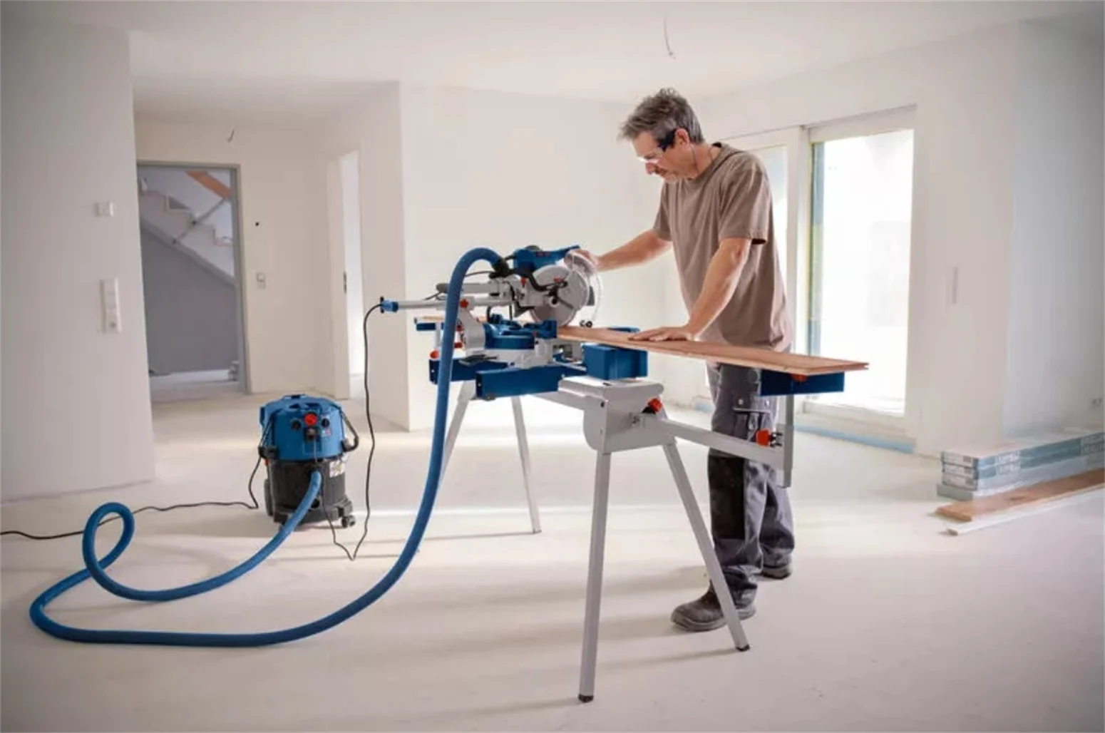 Kappsäge Bosch GCM 305-254 D – Bild 6