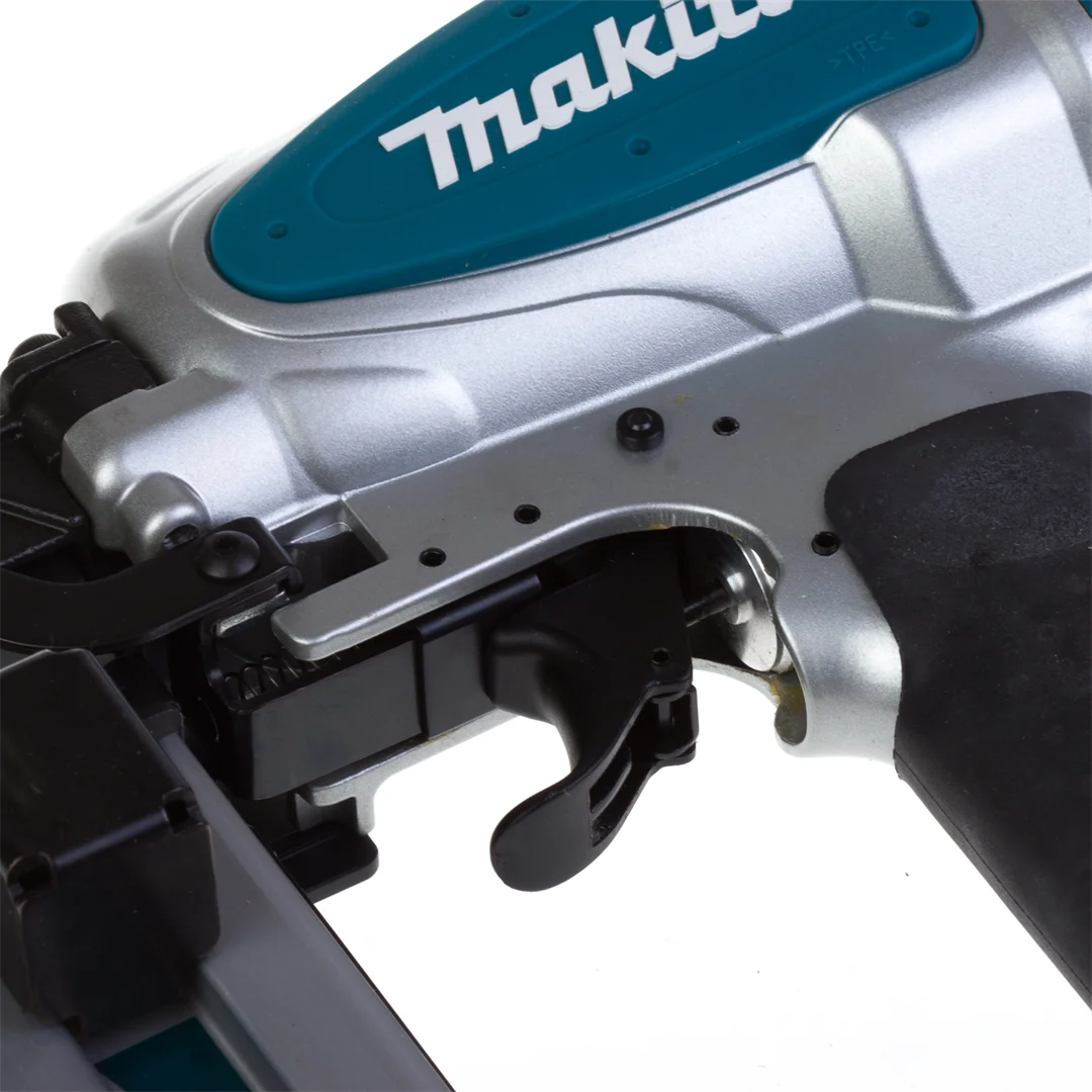 Drucklufttacker Makita AT2550A – Bild 5