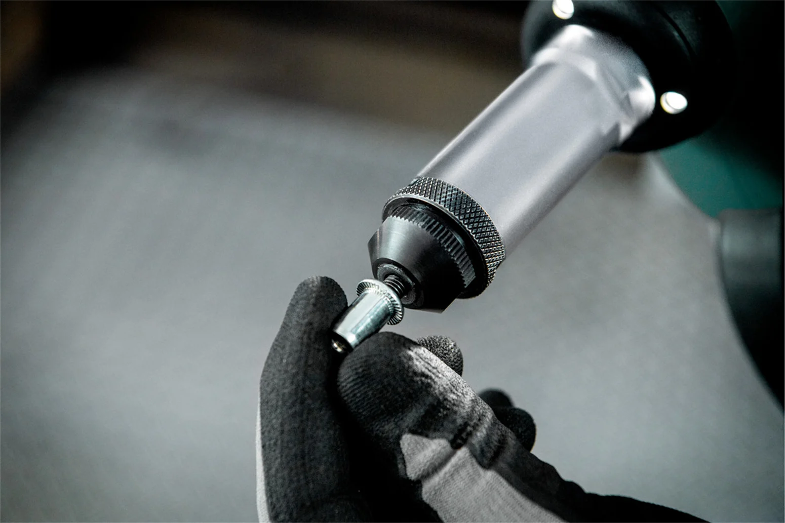 Akku-Blindnietmutternsetzgerät im metaBOX-Koffer Metabo NMP 18 LTX BL M10 – Bild 4