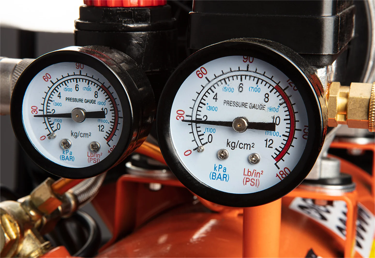 Ölfreier Kompressor 12l Neo 12K020 – Bild 5